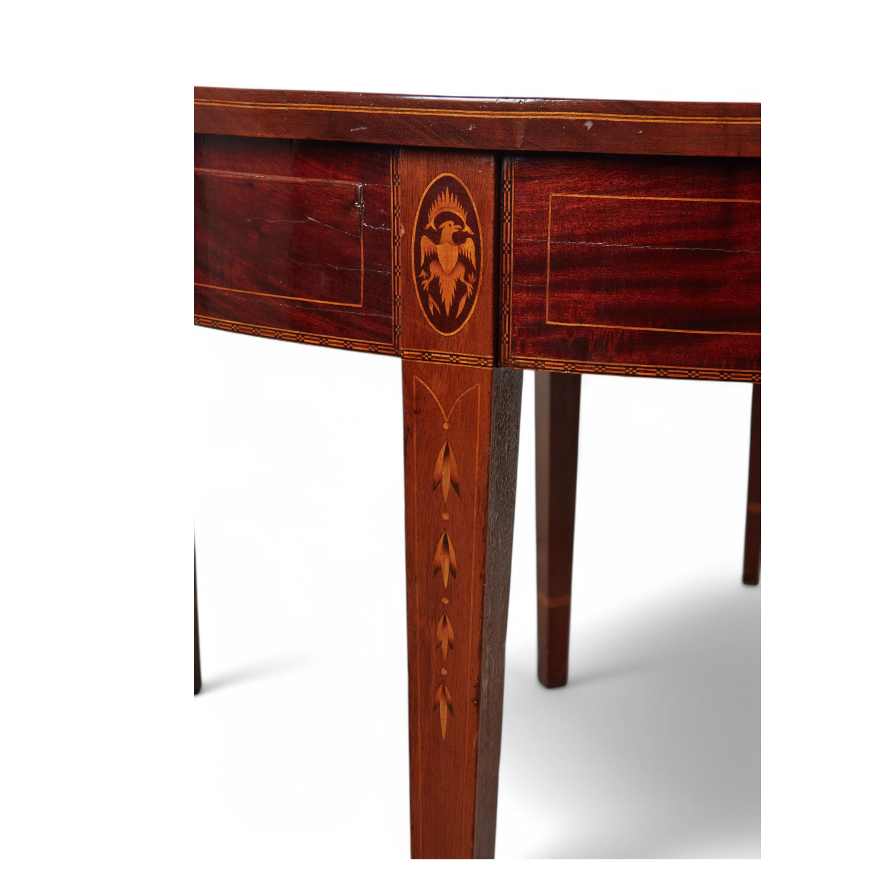 AF1-420: Antique American Federal Inlaid Mahogany Round Extension Dining Table Early 19th Century