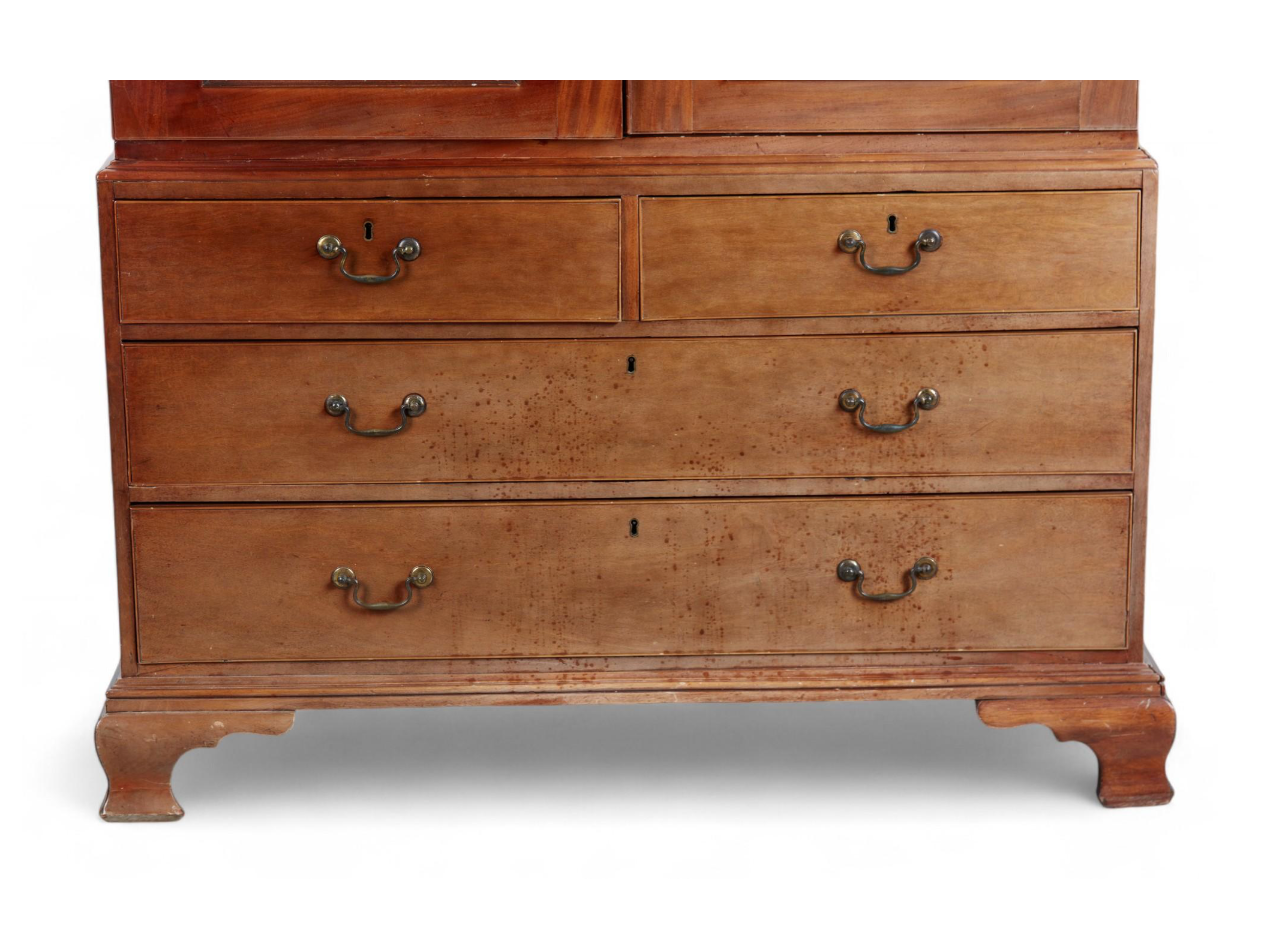 AF4-375: Antique George III Mahogany Linen Press Late 18th Century