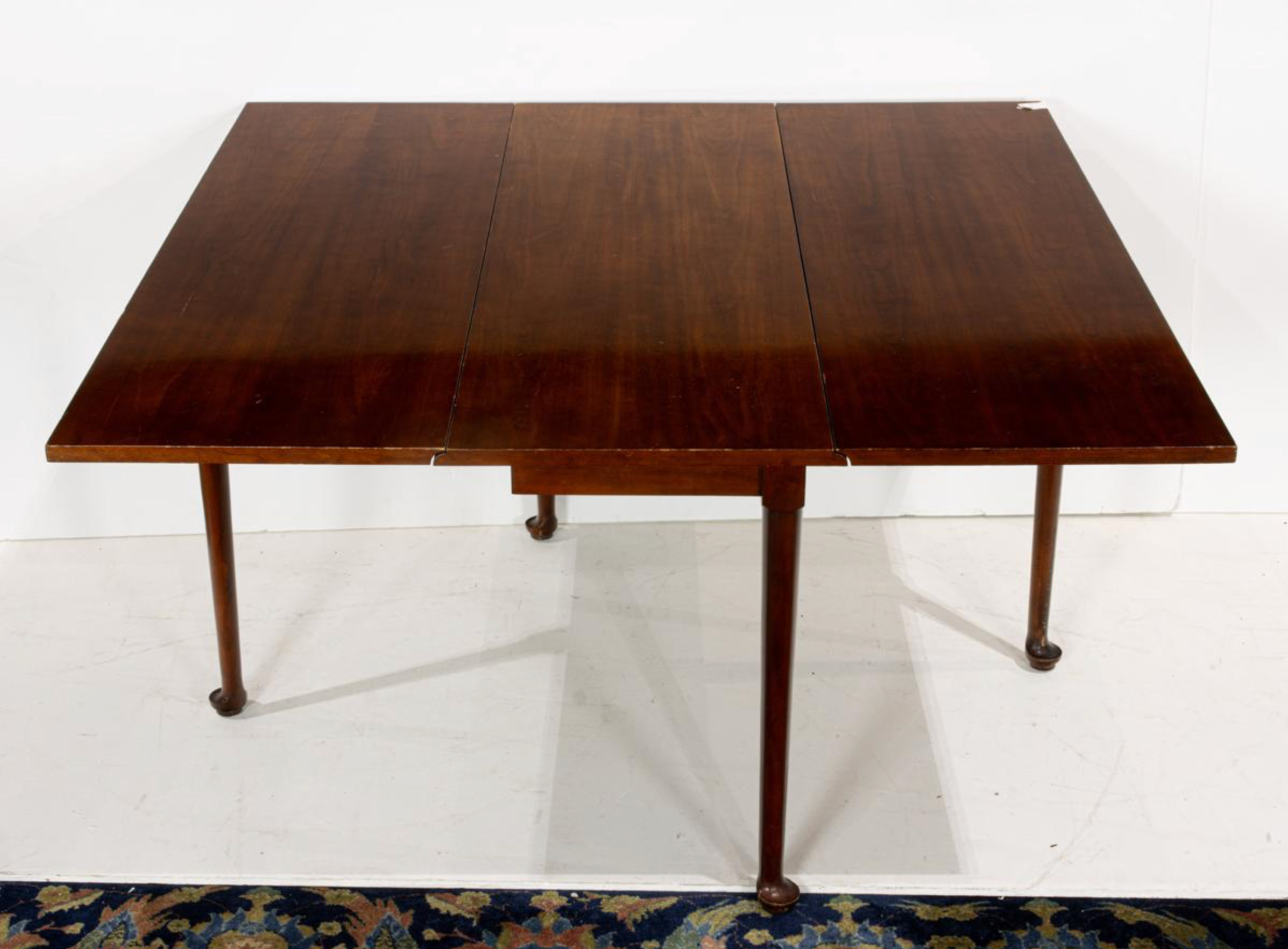 AF1-437: Antique American Federal Fruitwood Drop Leaf Table Early 19th Century