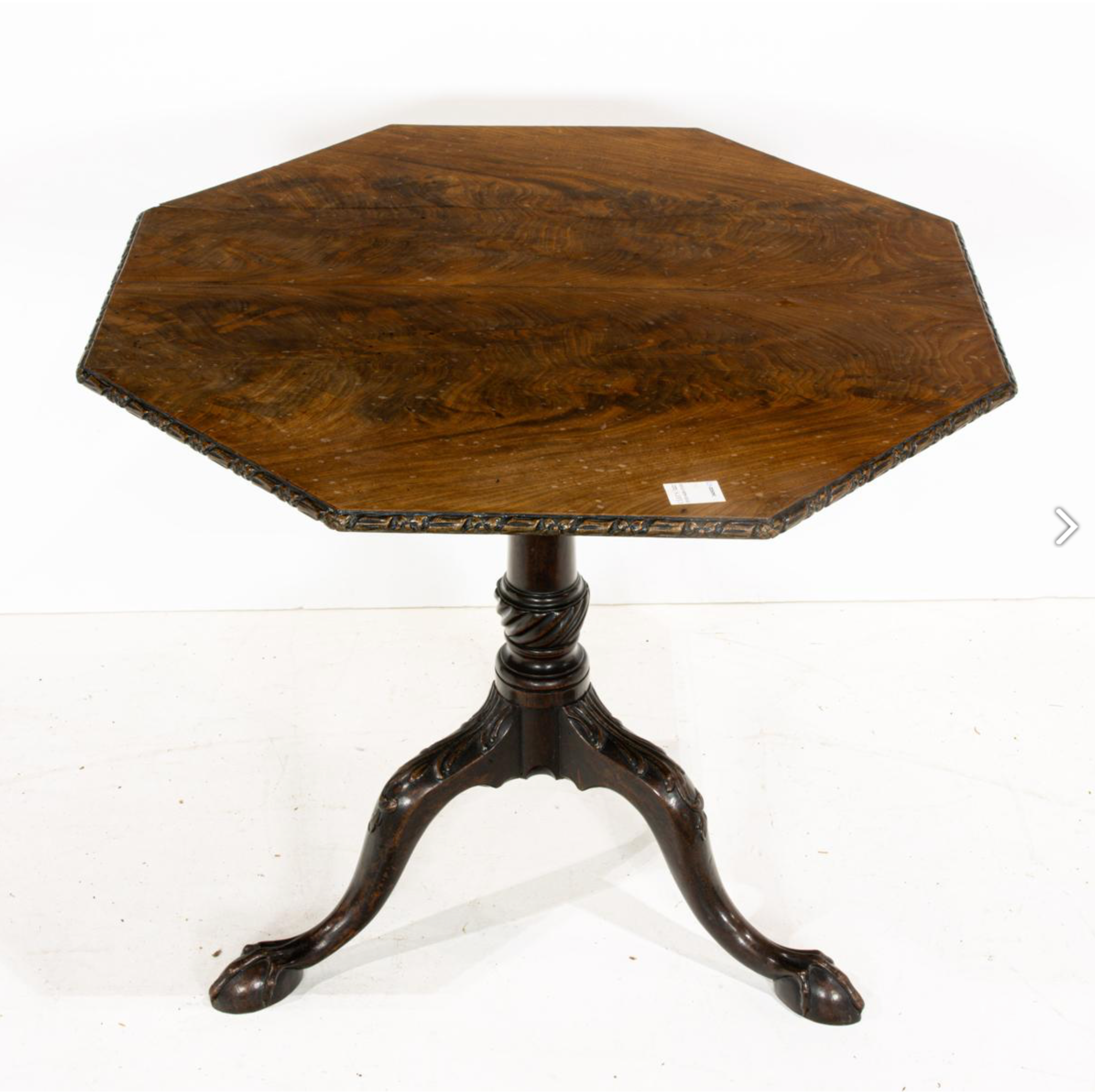 AF1-438: Antique George III Mahogany Tripod Table Late 18th Century
