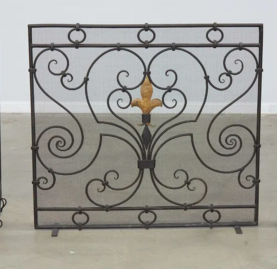 AA3-040: Hand Forged Wrought Iron Fireplace Screen