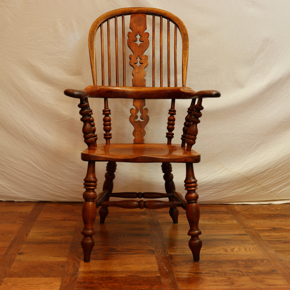 AF2-331: Antique Early - Mid 19th Century Yew Wood & Elm American Sack Back Windsor Armchair
