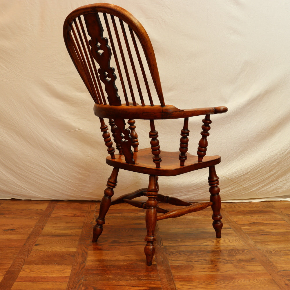 AF2-331: Antique Early - Mid 19th Century Yew Wood & Elm American Sack Back Windsor Armchair