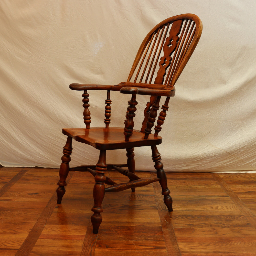 AF2-331: Antique Early - Mid 19th Century Yew Wood & Elm American Sack Back Windsor Armchair