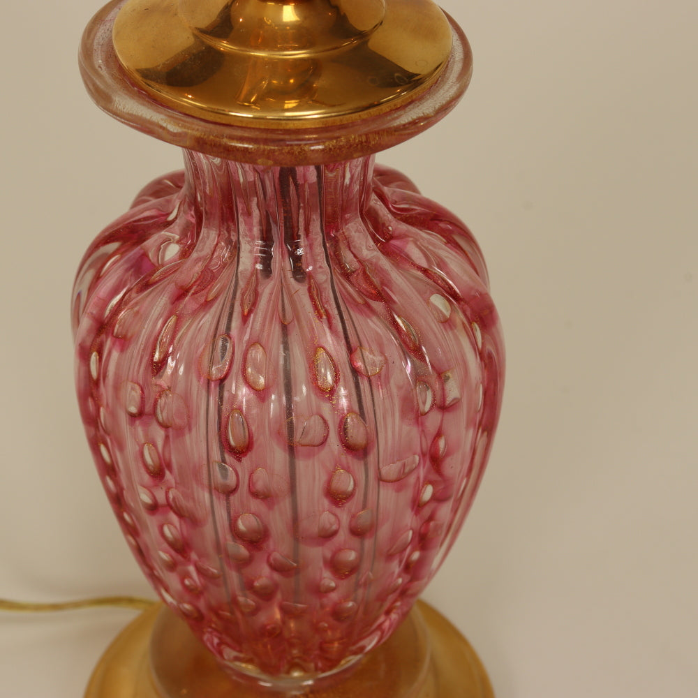 AL2-029: Mid 20th Century Pink Hand Blown Murano Glass Gilt Brass Table Lamp