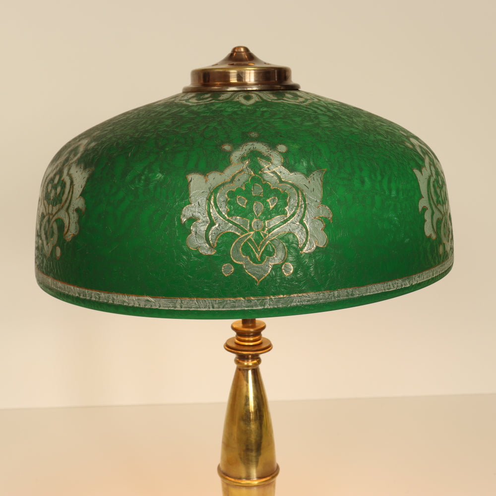 AL2-025: Circa 1920 Pittsburgh Table Lamp With Cased Green Chipped Ice Shade