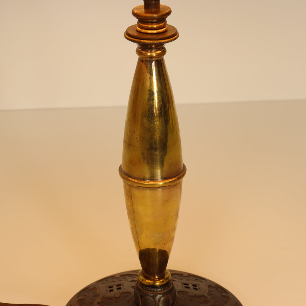 AL2-025: Circa 1920 Pittsburgh Table Lamp With Cased Green Chipped Ice Shade