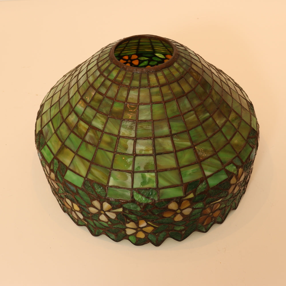 AL2-046: Antique Arts & Crafts Bronze Lamp With Unique Art Glass Company Leaded Stained Glass Shade