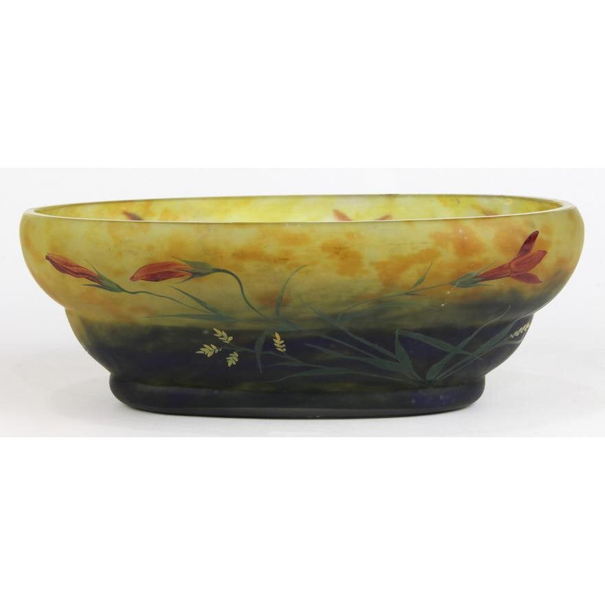 DA4-001: EARLY 20TH CENTURY MADO NANCY CAMEO GLASS CENTERPIECE BOWL