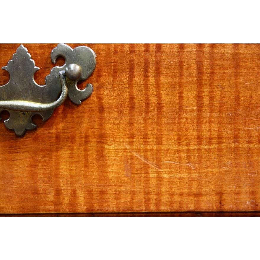 AF4-128: ANTIQUE EARLY 19TH CENTURY  AMERICAN QUEEN ANNE STYLE TIGER MAPLE HIGH BOY