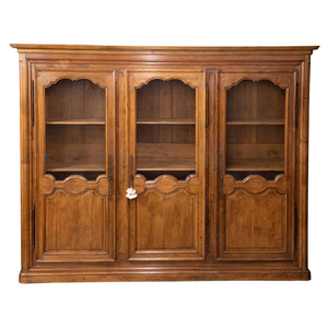 AF3-333: ANTIQUE LATE 18TH CENTURY FRENCH PROVINCIAL OAK BIBLIOTHEQUE
