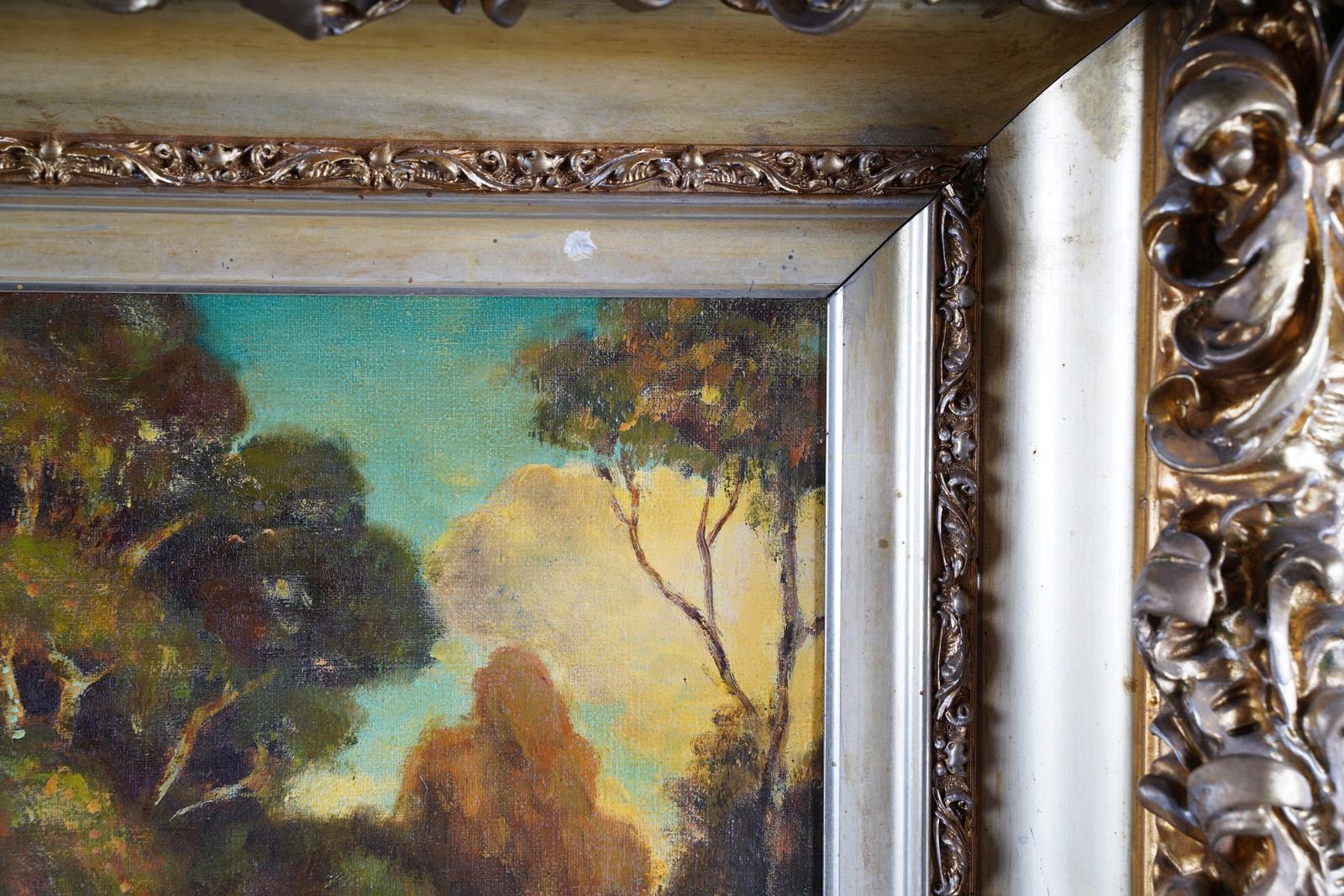 AW495: G. LUZATTO - LATE 19TH C ITALIAN LANDSCAPE WITH FIGURES - OIL ON CANVAS