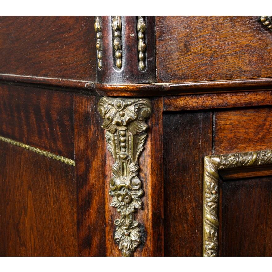 AF3-143: ANTIQUE LATE 19TH CENTURY ENGLISH VICTORIAN WALNUT COMMODE