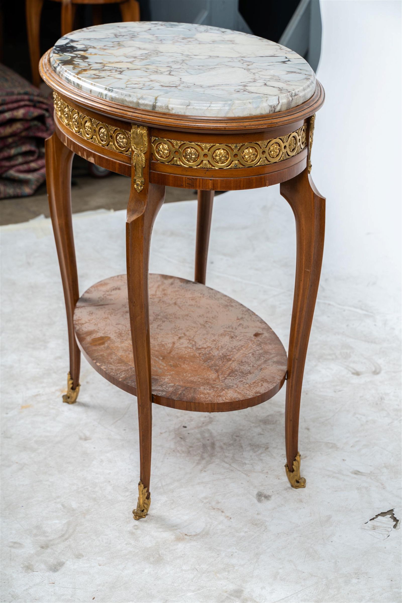 AF1-013: ANTIQUE LATE 19TH CENTURY LOUIS XV TRANSITIONAL STYLE FRENCH WALNUT MARBLE-INSET GUERIDON