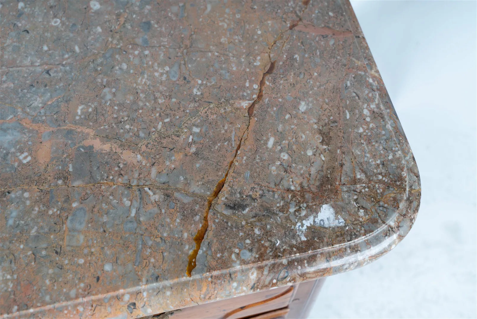 AF4-020: ANTIQUE LATE 18TH CENTURY FRENCH PROVINCIAL WALNUT CHEST OF DRAWERS