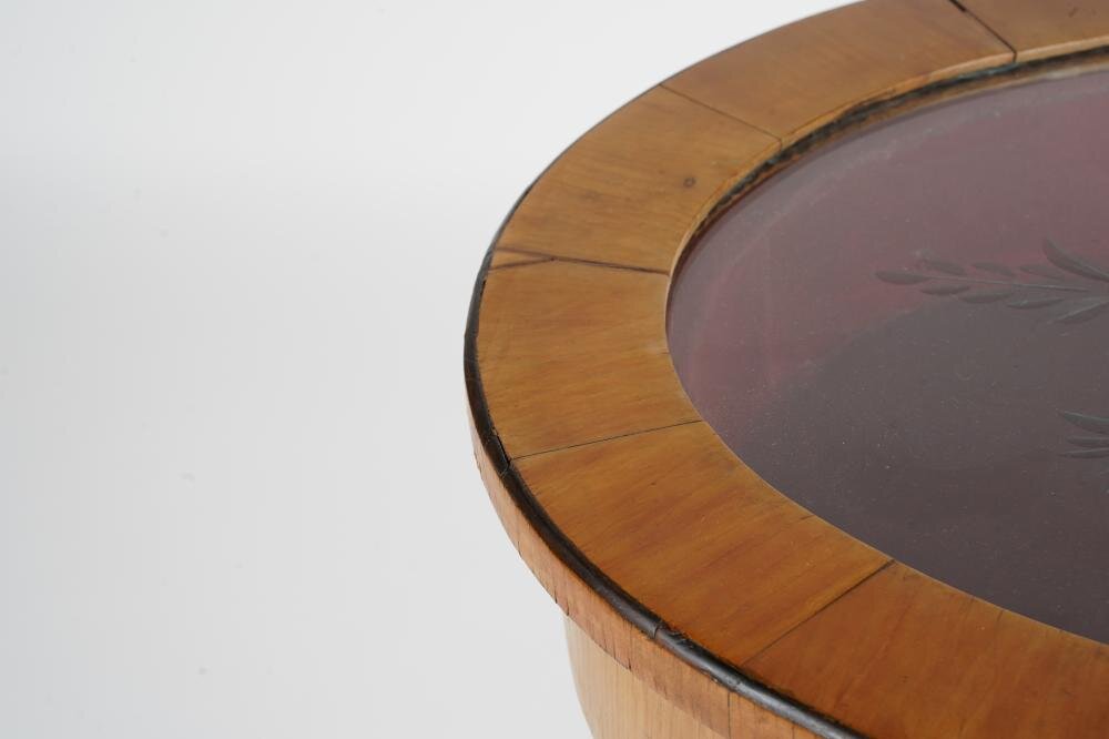 AF1-113: ANTIQUE MID 19TH CENTURY AUSTRIAN BIEDERMEIER OVAL VITRINE SIDE TABLE