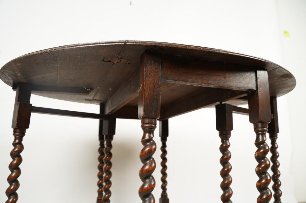 AF1-112: Antique Late 18th Century American Oak Barley Twist Gate Leg Drop Leaf Dining Table