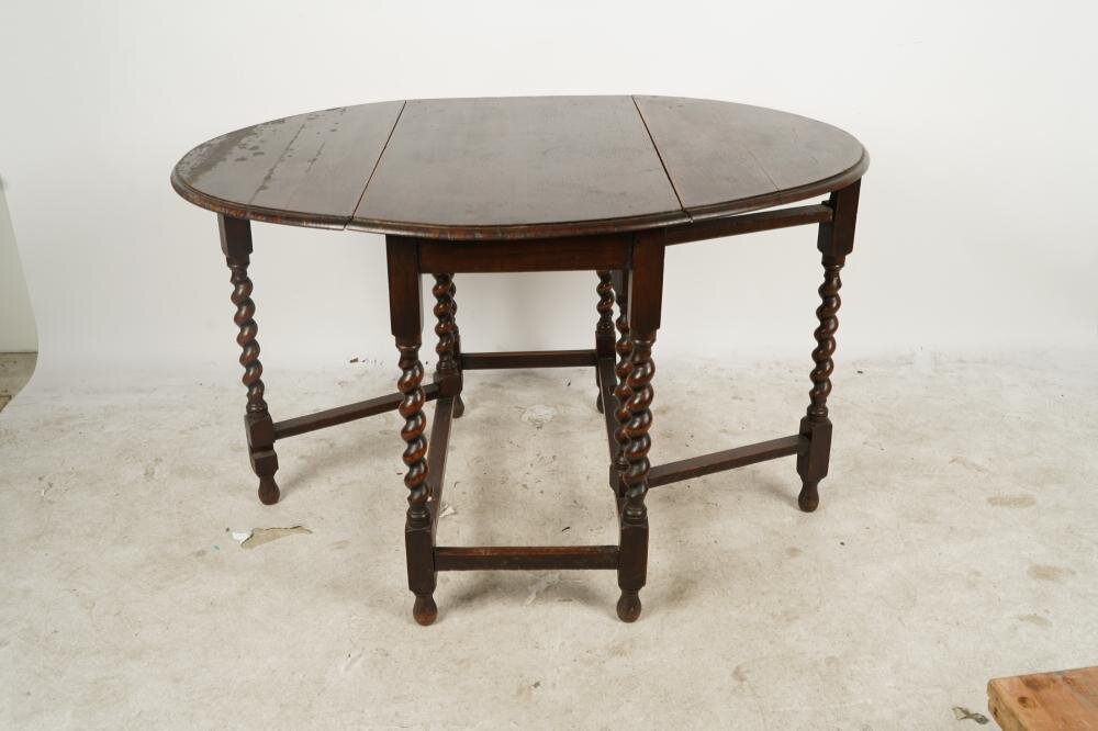 AF1-112: Antique Late 18th Century American Oak Barley Twist Gate Leg Drop Leaf Dining Table