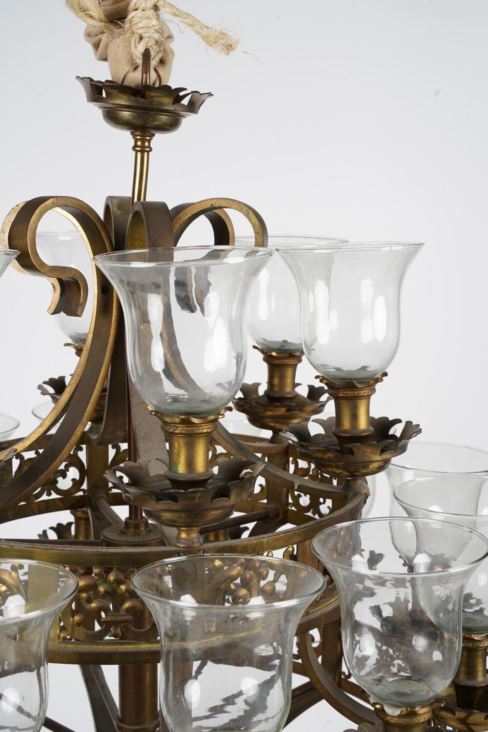 AL1-002: GOTHIC REVIVAL STYLE CHANDELIER