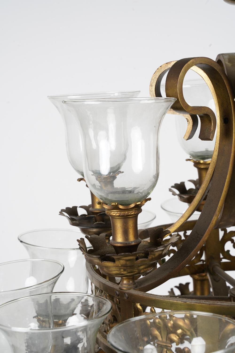 AL1-002: GOTHIC REVIVAL STYLE CHANDELIER