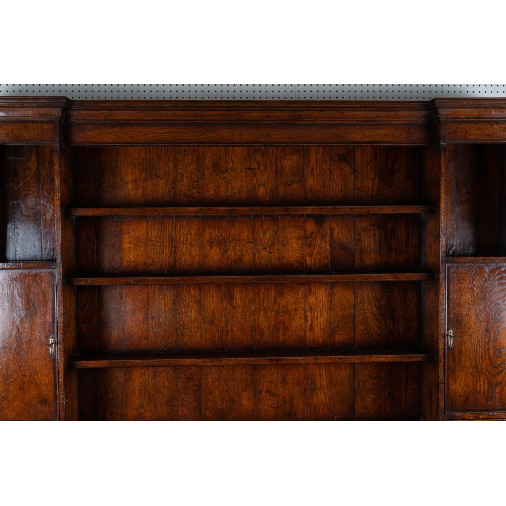 AF3-194: VINTAGE FINELY CRAFTED GEORGIAN STYLE OAK & CROSS-BANDED WELSH DRESSER