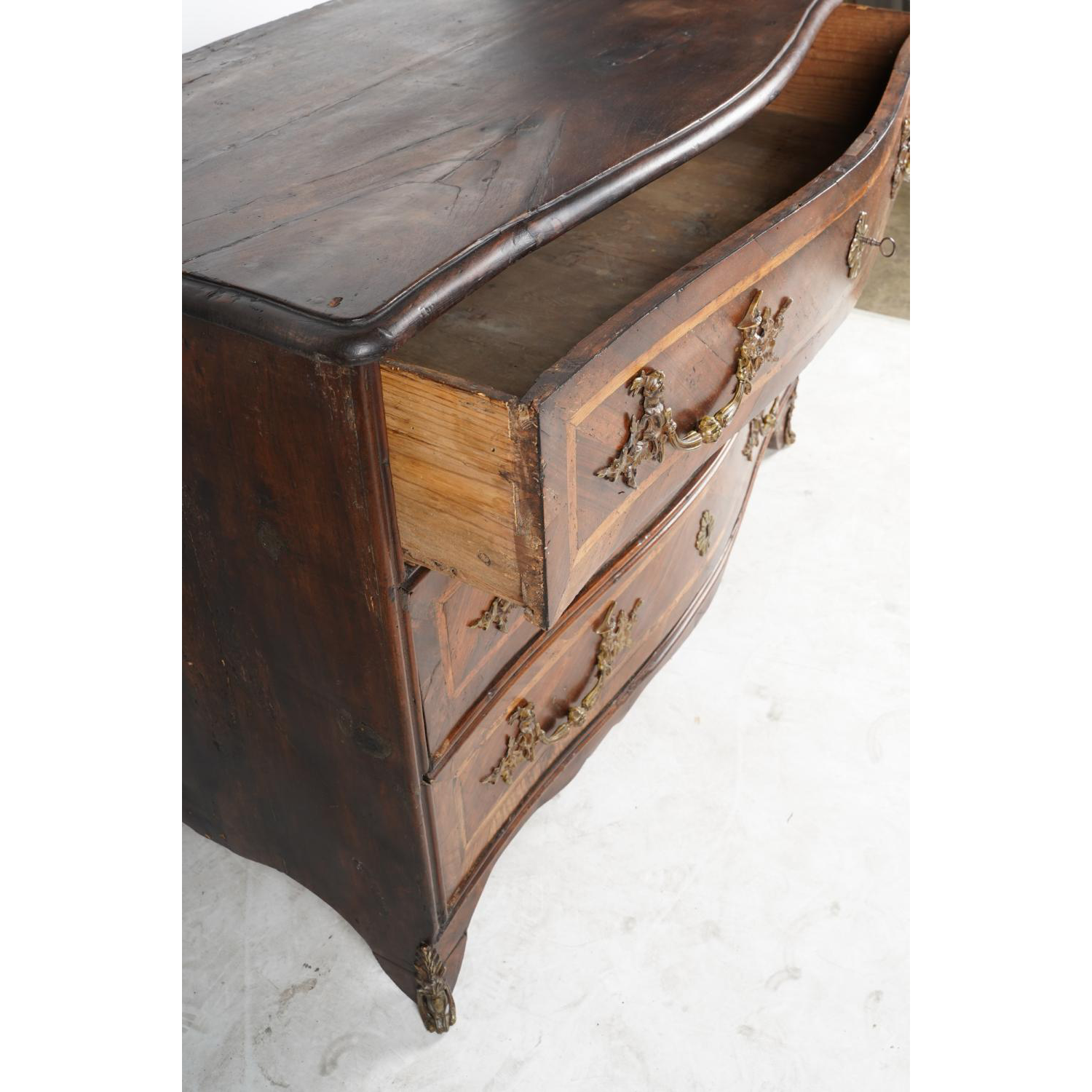 AF4-199: ANTIQUE 18TH CENTURY FRENCH LOUIS XV INLAID MARQUETRY CHEST OF DRAWERS