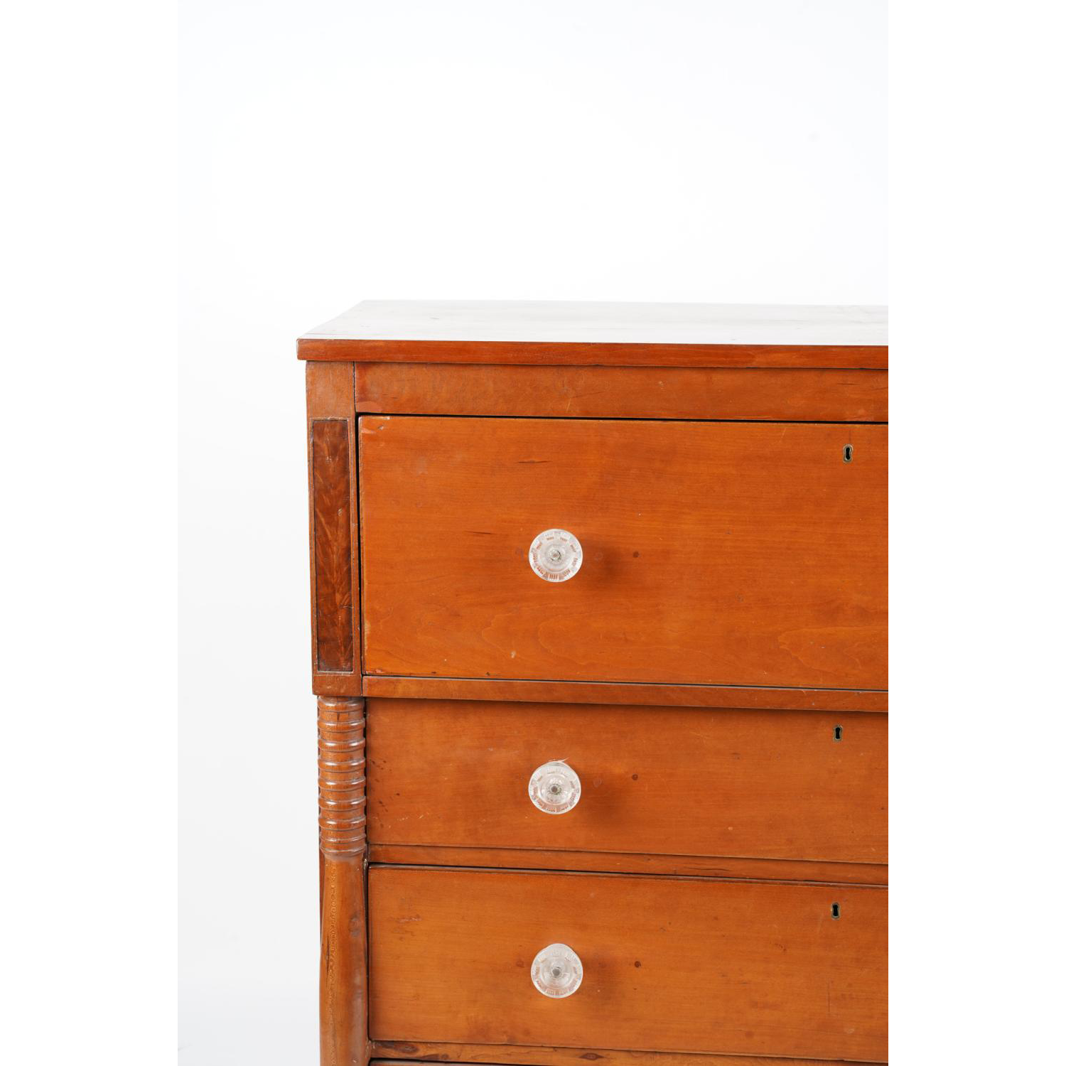 AF4-205: Period Antique Circa 1800 American Sheraton Chest of Drawers