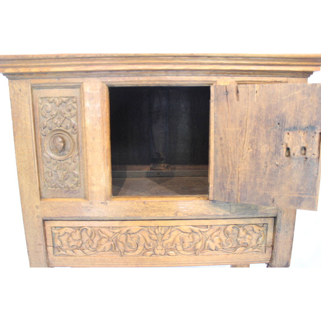 AF3-193: Antique Mid 19th Century Quarter Sawn Oak Reliquary Cabinet