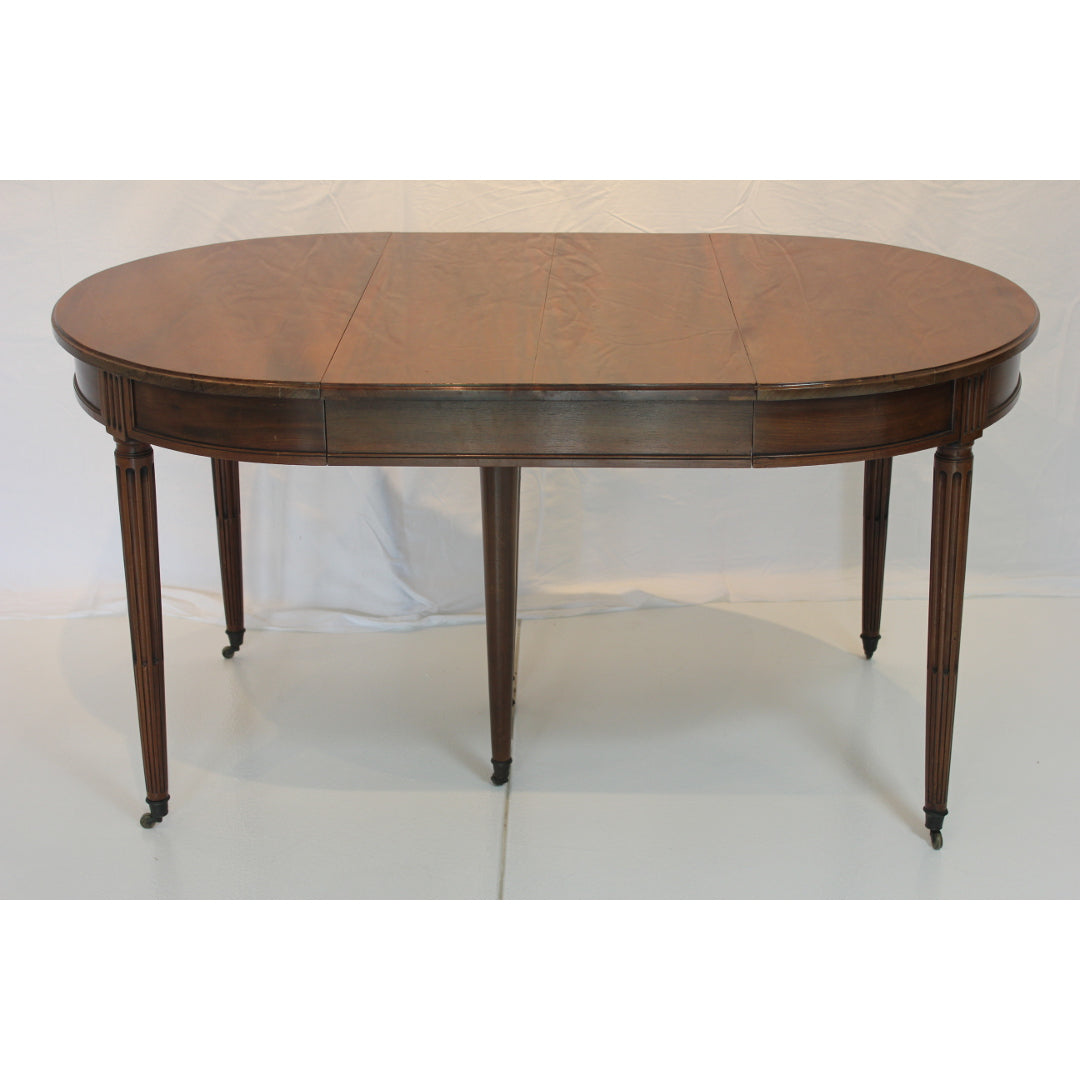 Antique American Federal Mahogany Dining Table | Work of Man — Work of ...