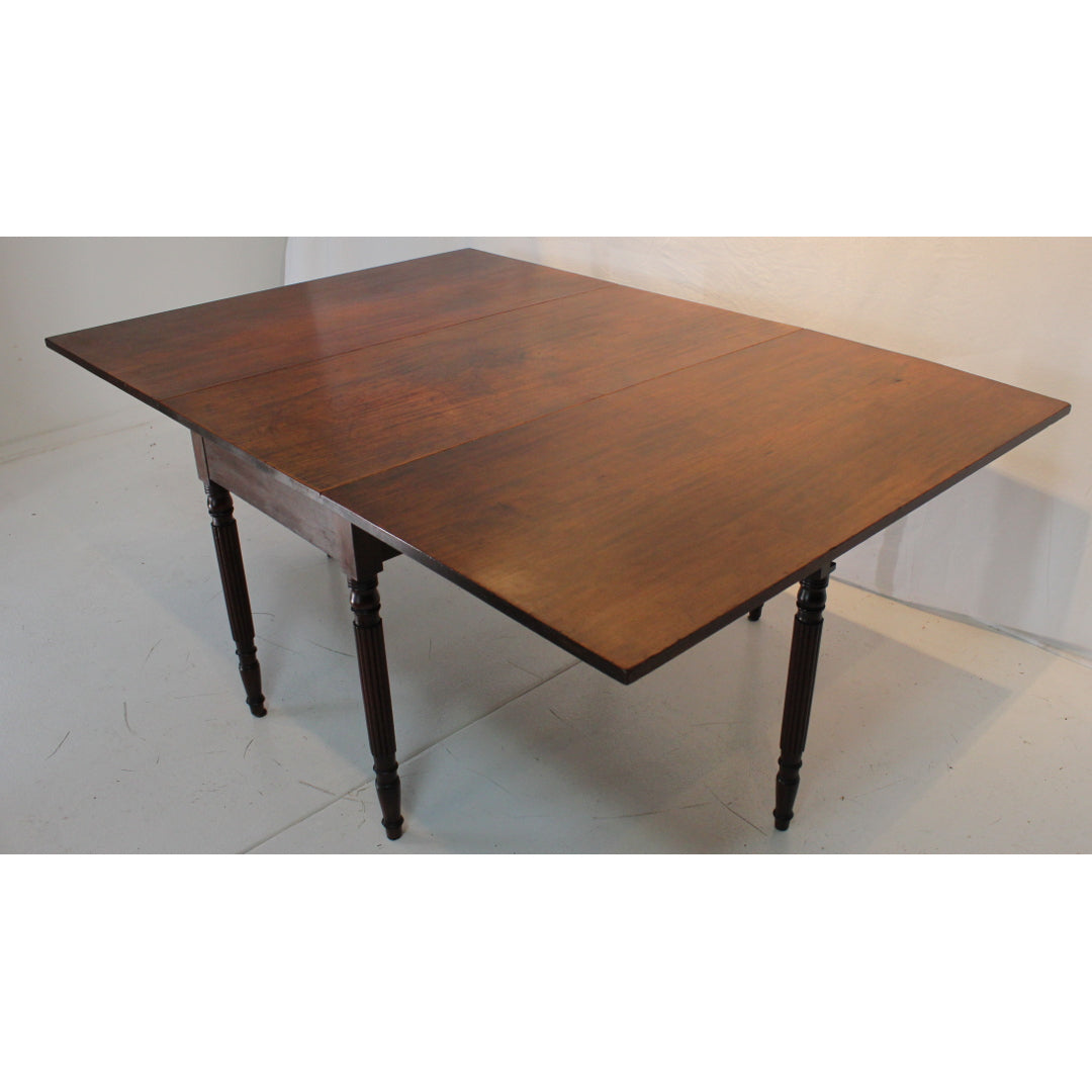 AF1-333: Antique Early 19th Century American Federal Fruitwood Drop Leaf Table