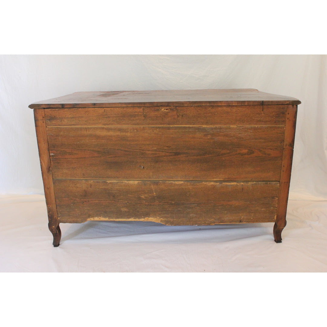 AF4-358: Antique 18th Century Louis XV Provincial Walnut Chest of Drawers