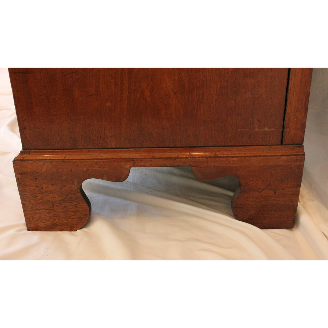 AF4-363: Antique Late 18th Century English Georgian Mahogany Linen Press