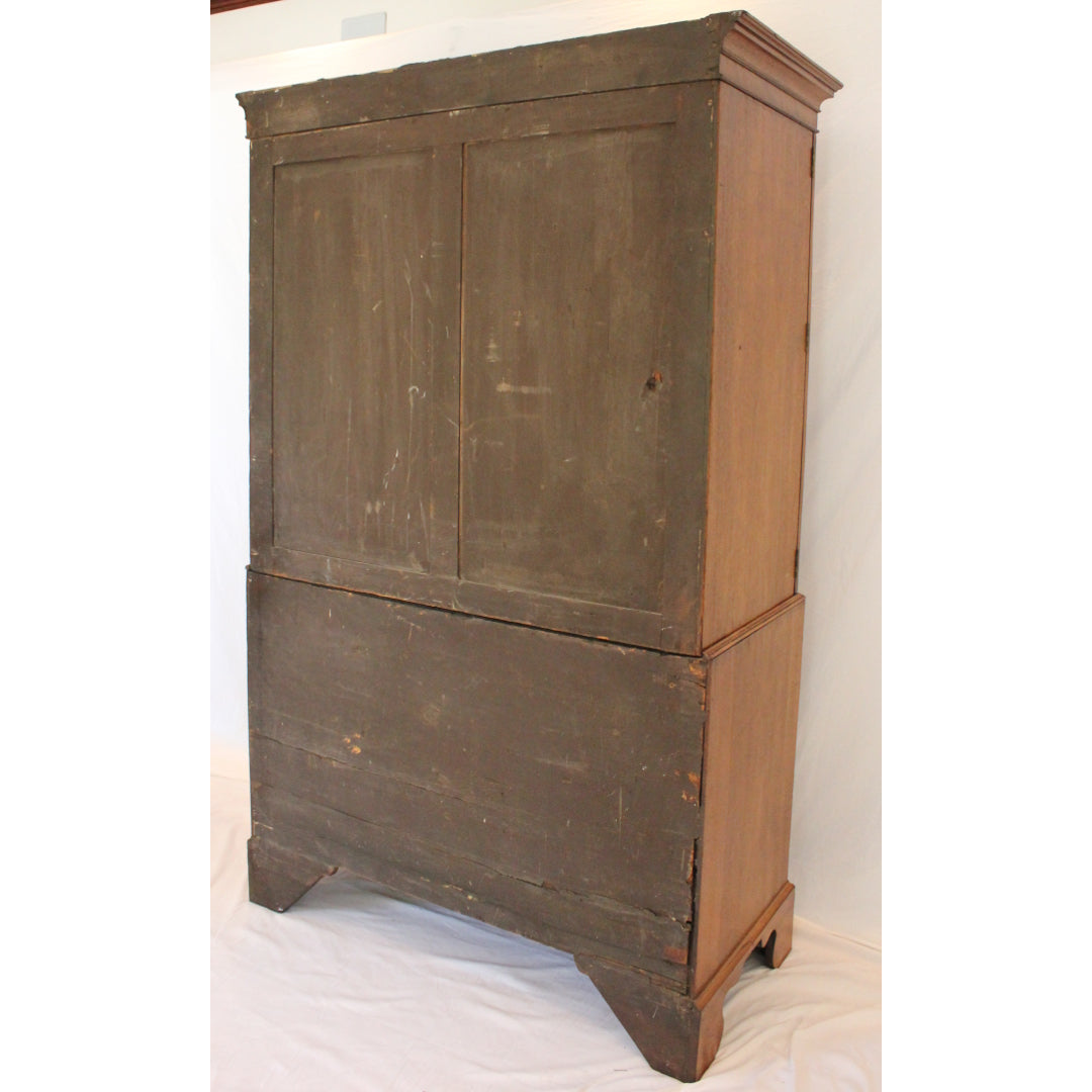 AF4-363: Antique Late 18th Century English Georgian Mahogany Linen Press