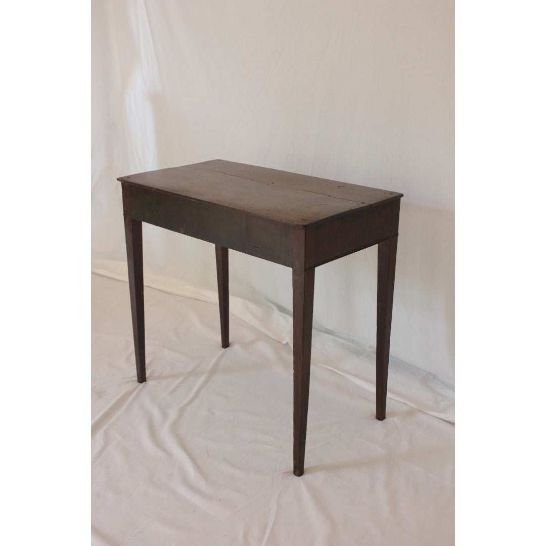 AF1-392: Antique Late 18th C American Federal Mahogany Side Table w/ Center Drawer